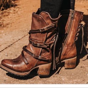 Freebird boots sz 11 excellent condition